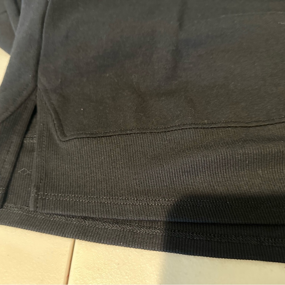 Leelu Rib Hem Raglan Black Sweatshirt - Picture 4 of 9